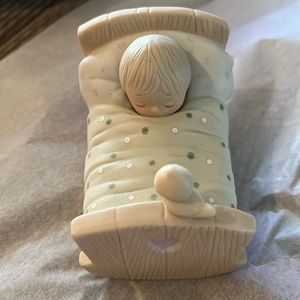 Precious Moments Blessed Are The Pure In Heart Rocking Cradle with Baby